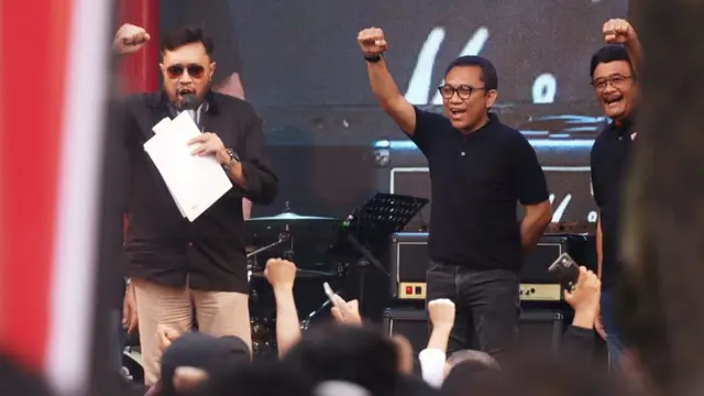 Ketua DPP PDIP Djarot Saiful Hidayat menutup acara Festival Kopi Tanah Air.