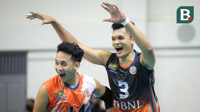 Foto: Diwarnai Protes, Jakarta BNI 46 Menangkan Laga Sengit Kontra Surabaya Bhayangkara Samator di Laga Lanjutan PLN Mobile Proliga 2022