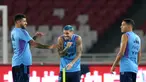Pemain Timnas Argentina melakukan latihan resmi menjelang laga FIFA Matchday melawan Timnas Indonesia di Stadion Utama Gelora Bung Karno (SUGBK), Jakarta, Minggu (18/06/2023). (Bola.com/Bagaskara Lazuardi)