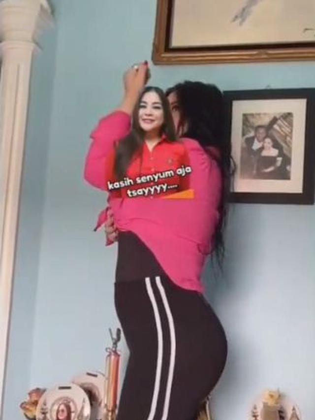 Berat Badan Turun 11 Kilogram, Ini 6 Potret Terbaru Anisa Bahar