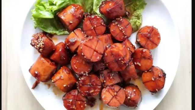 Sosis Barbekyu.  foto:  Instagram @dellasuzura