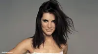 Begini Cara Sandra Bullock Lupakan Masalah Percintaan