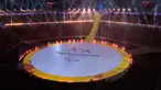 Suasana stadion selama upacara pembukaan Olimpiade Musim Semi XII Paralimpiade di Stadion Olimpiade Pyeongchang, di Pyeongchang, Korea Selatan, (9/3). (Thomas Lovelock / OIS / IOC via AP)