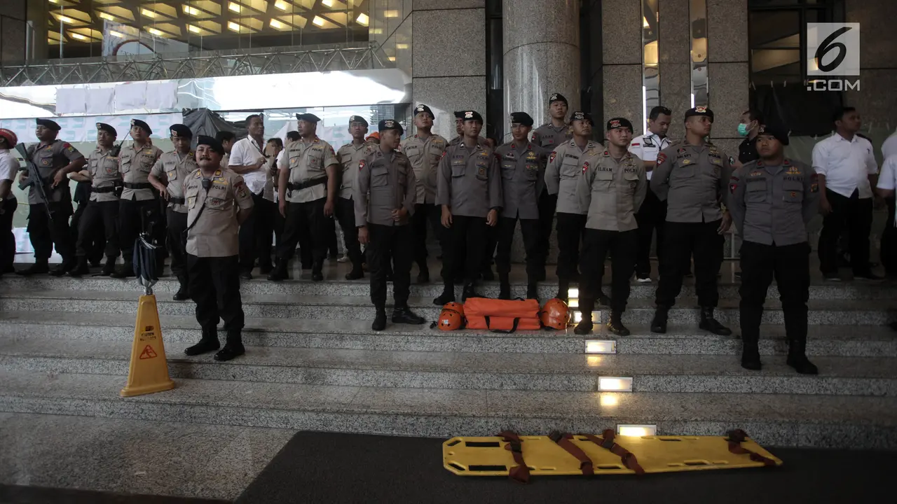 Penjagaan Gedung BEI Ambruk