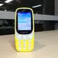 Tampak depan Evercoss N2, feature phone lokal mirip Nokia 3310 Reborn dengan layar ukuran 2.4 inci (Liputan6.com/ Agustin Setyo W)