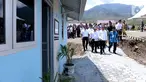 Presiden Joko Widodo bersama Menteri Pekerjaan Umum dan Perumahan Rakyat (PUPR) Basuki Hadimuljono dan Gubernur Sulawesi Tengah Longki Djanggola meninjau proyek penyediaan hunian tetap bagi korban gempa di Kota Palu, Provinsi Sulawesi Tengah, Selasa (29/10/2019). (Liputan6.com/Biro Pers)