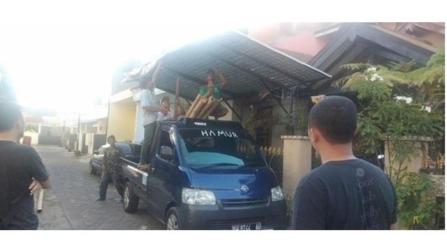Viral Ini 6 Potret Kanopi Rumah Clara Gopa  yang Kini 
