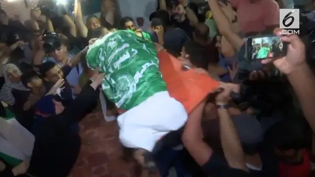 Seorang pemuda Gaza yang berusia 15 tahun tewas dalam sebuah aksi protes terhadap Israel.