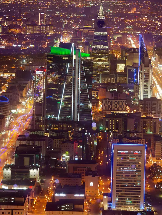 Pemandangan Kota Riyadh, Arab Saudi, 9 Maret 2018. Pangeran Sultan bin Salman mengatakan maksudnya untuk menjadikan Arab Saudi sebagai destinasi terbaik dunia kepada peserta tahunan konferensi Travel Dunia dan Dewan Turis (WTTC). (AP Photo/Amr Nabil)