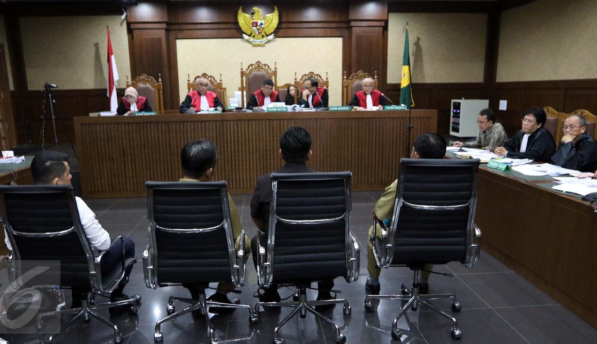 Empat orang saksi dihadirkan dalam sidang dengan tersangka Mantan Panitera PN Jakpus Edy Nasution di Pengadilan Tipikor, Jakarta, Rabu (14/9). (Liputan6.com/Helmi Afandi)