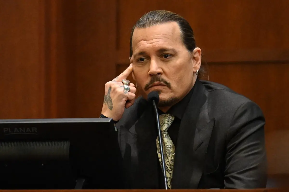 FOTO: Johnny Depp Bersaksi di Sidang Pencemaran Nama Baik Amber Heard