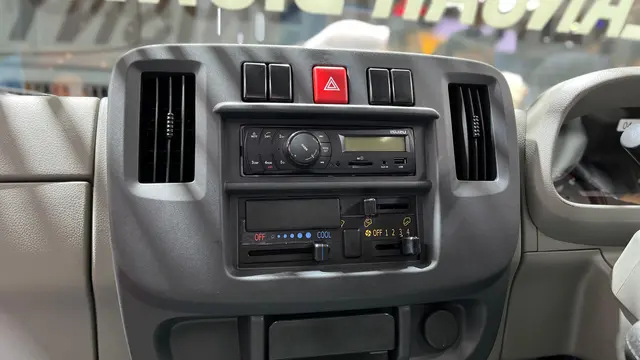 Isuzu Traga