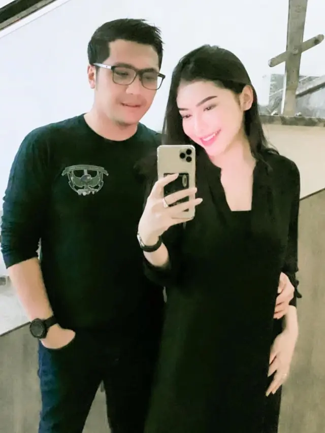 6 Potret Rica Andriani dan Fahrul Sudiana Usai Menikah, Makin Lengket