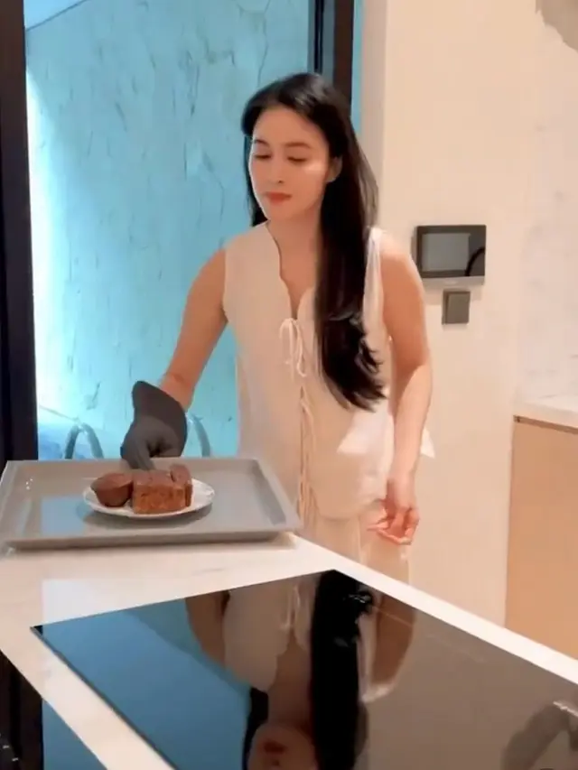 Potret dapur mewah milik Sandra Dewi (Sumber: Instagram/sandradewi88)