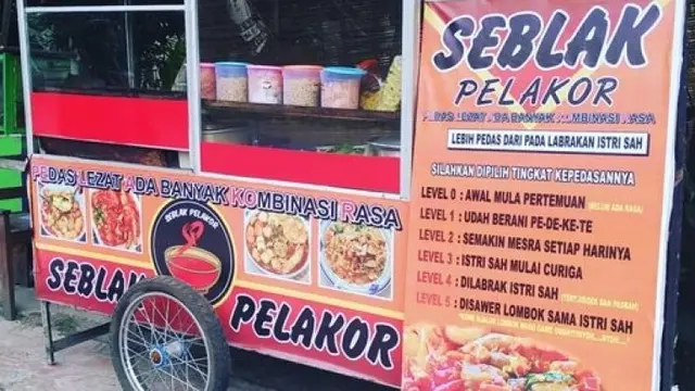 6 Spanduk Jualan Seblak Ini Kreatif Sekaligus Kocak, Pembeli Senyum Lebar