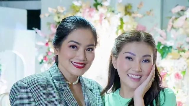 Titi Kamal Layak Diberi Sebutan Social Butterfly Lihat Penampilanya