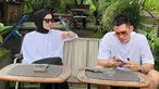 Meski sempat diterpa cobaan, bahtera rumah tangga Citra Kirana dan Rezky Aditya tetap kuat dan kokoh. Pasangan yang menikah pada 1 Desember 2019 itu justru semakin mesra. Keromantisannya kerap ditunjukkan dalam sebuah foto maupun video yang membuat warganet baper. (Liputan6.com/IG/@thereal_rezkyadhitya)