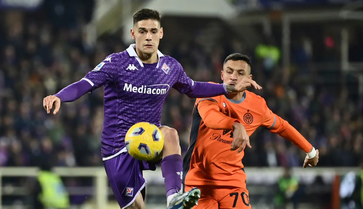 Inter Milan juga punya beberapa peluang mencetak gol. Tapi hanya satu yang berbuah gol yakni dari aksi Lautaro Martinez. (Massimo Paolone/LaPresse via AP)
