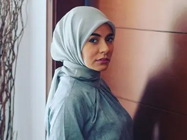 Meisya Siregar tampil berhijab 10 hari jelang Ramadan. (Liputan6.com/IG/meisya__siregar)