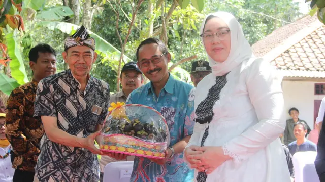 Pemkab Purwakarta Siapkan Daerah Dataran Tinggi untuk Centra Kebun Manggis dan Holtikultura