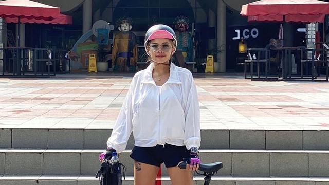 6 Artis Ini Mengidap Skoliosis, Perjuangannya untuk Sembuh Bikin Salut