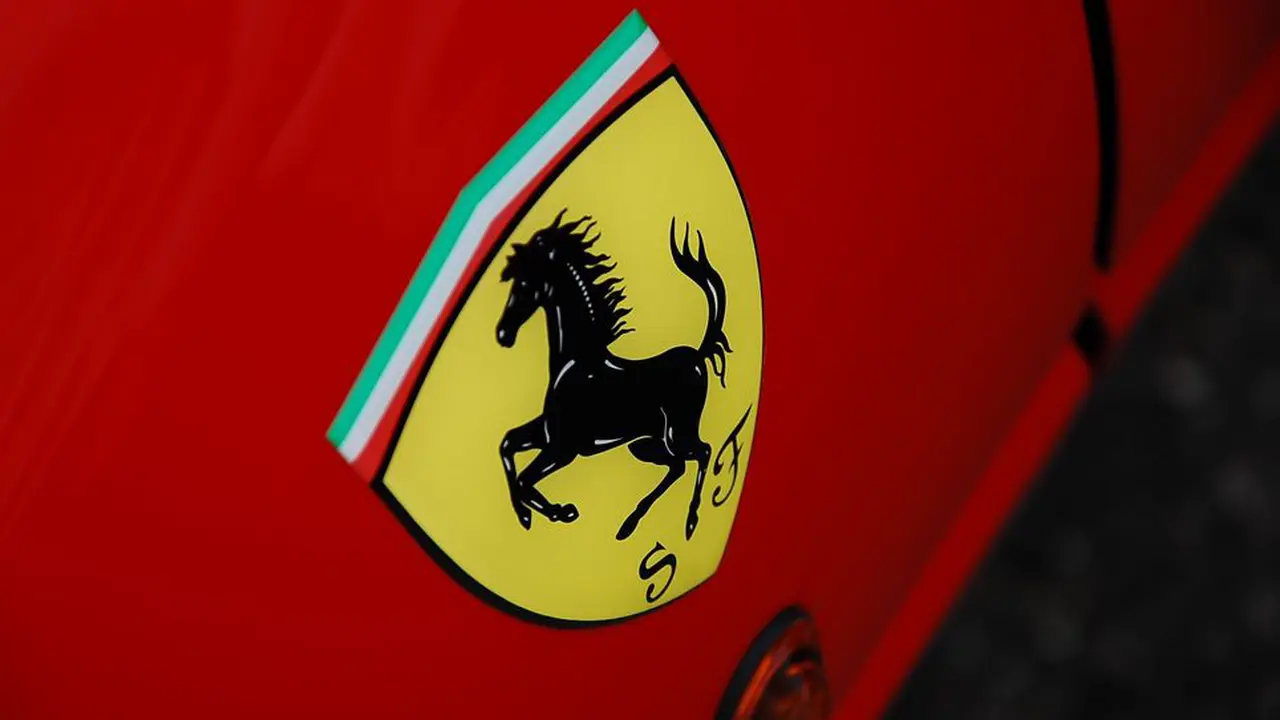Ferrari Jual Saham ke Publik