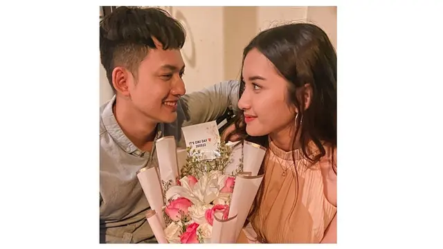 Beda Usia 14 Tahun, Ini 6 Potret Kiki Farrel dan Yuriska Patricia Resmi Pacaran