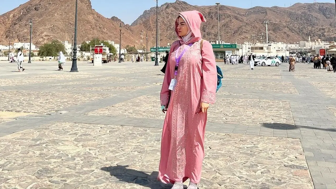 Dinar Candy umrah di bulan Ramadhan 2022 (Foto Instagram/@dinar_candy)