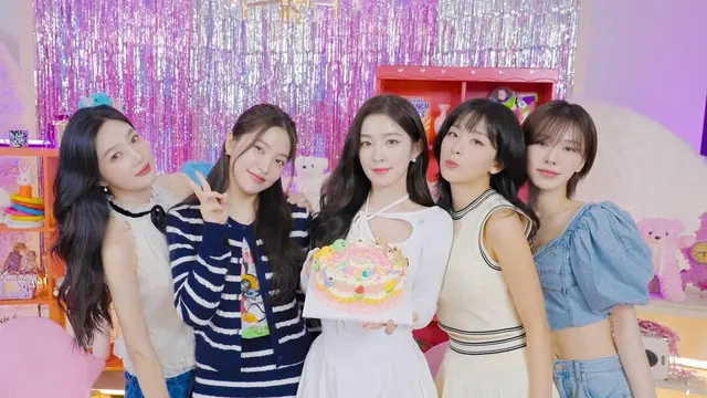 Red Velvet.