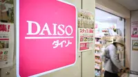 Salah satu toko Daiso. (dok. Philip FONG / AFP)