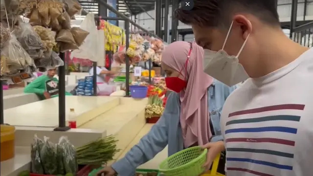 Irwansyah dan Zaskia Sungkar (Youtube/The Sungkars)