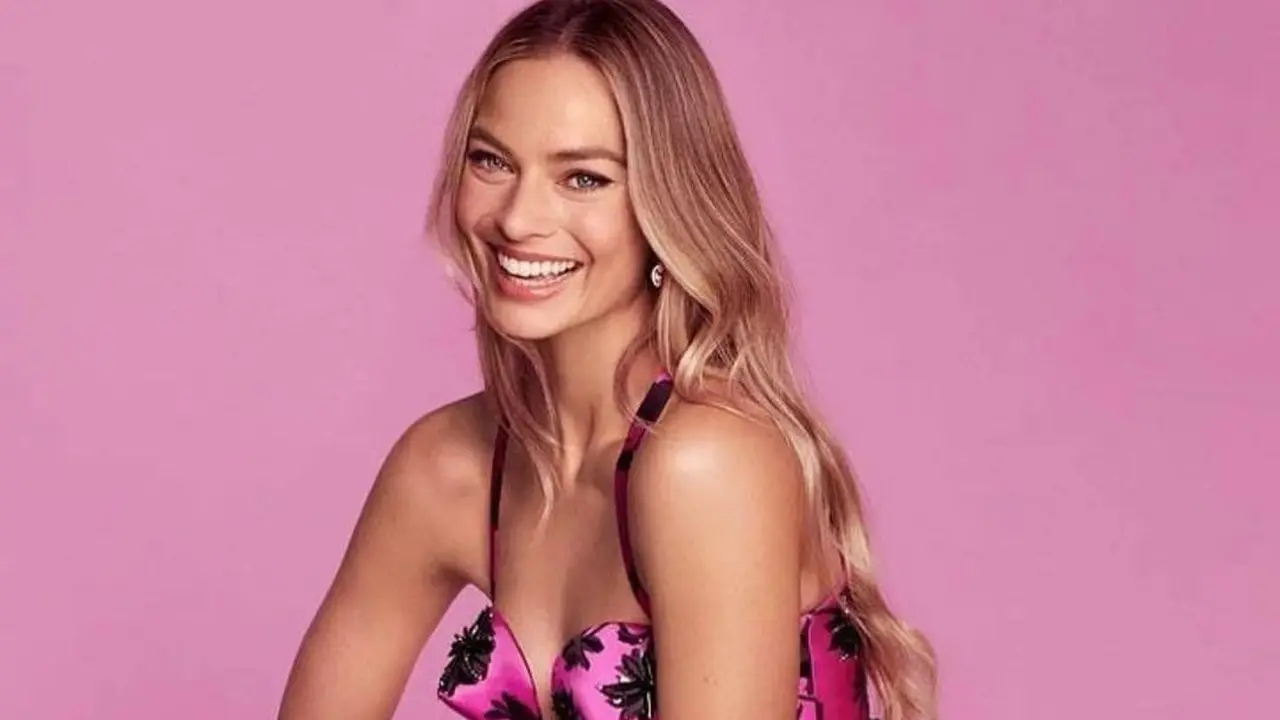 Makeup pink