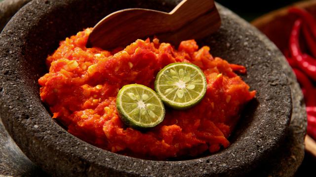 2. Sambal Terasi Mentah Jeruk Nipis
