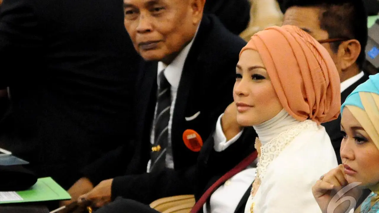 Wajah Sumringah Para Artis yang Lolos ke Senayan