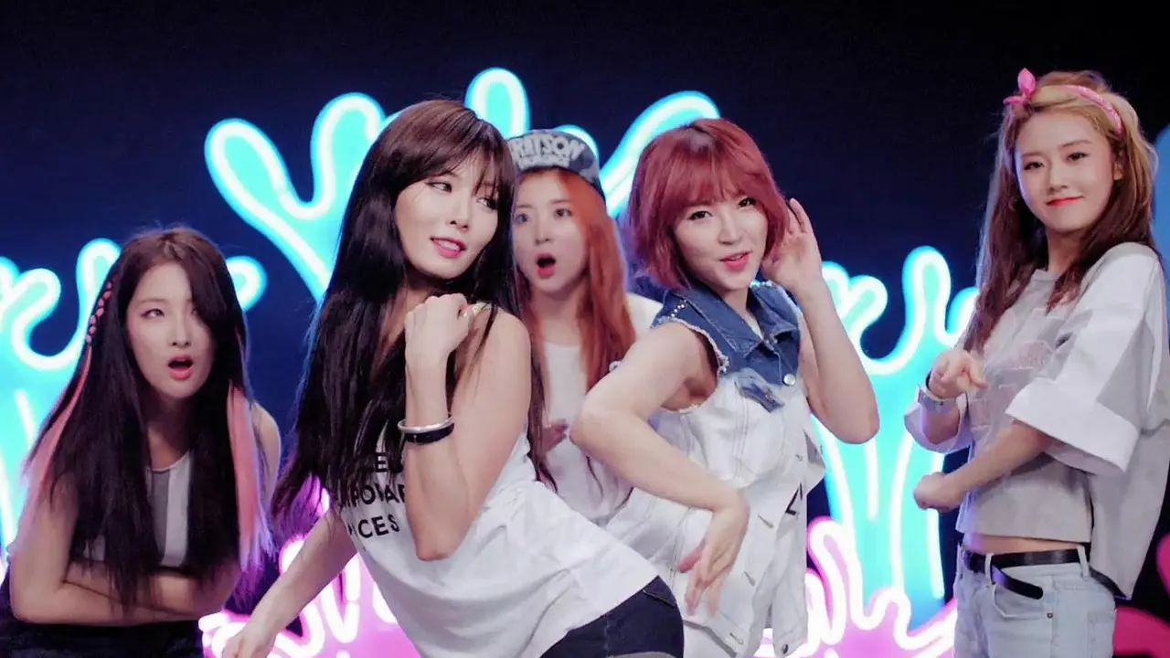 4Minutues: HyunA Itu Tak Seksi!