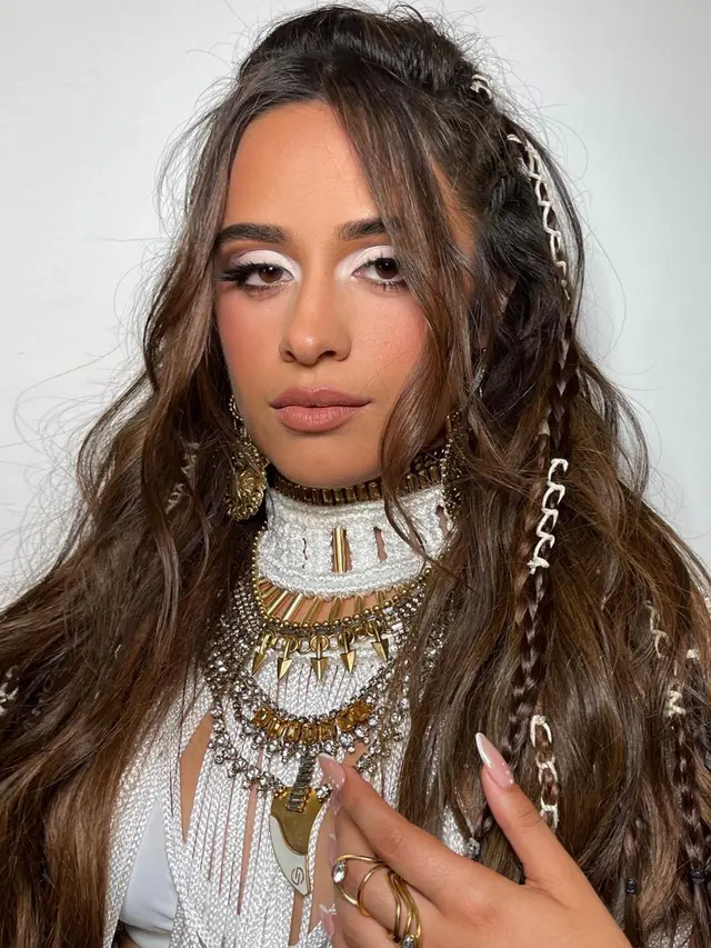 Camila Cabello menjadi penampil pembuka Final Liga Champions 2022