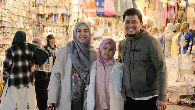 Oki Setiana Dewi di Mesir