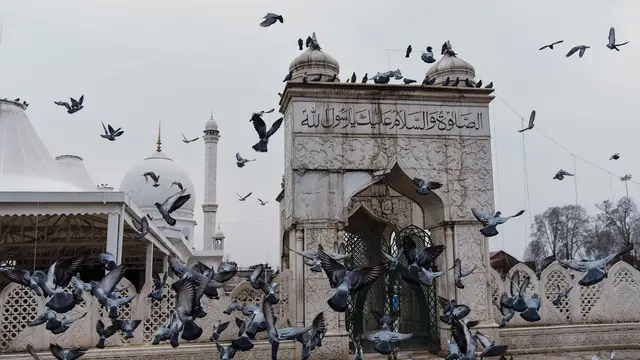 Hazratbal Shrine