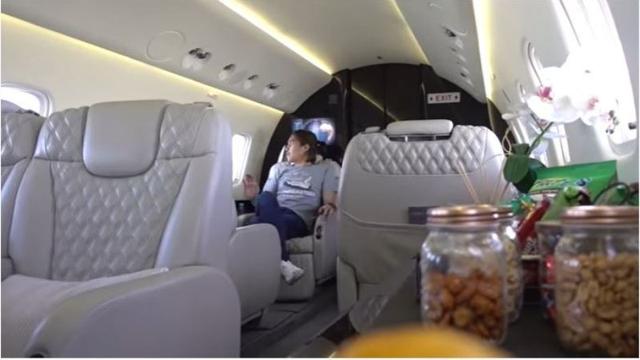 El Rumi Ungkap Bagian Dalam Pesawat Jet Pribad Maia Estianty