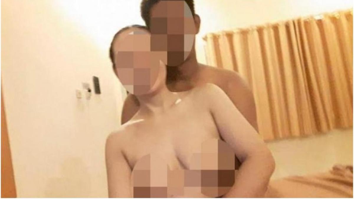 Foto Bugil Beredar di Medsos, PNS Pekalongan Dipecat - Lifestyle Fimela.com