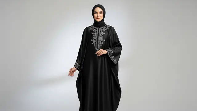 Gamis Kaftan Hitam Aksen Bordir