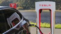 How Long to Charge a Tesla Car at Home and Supercharger