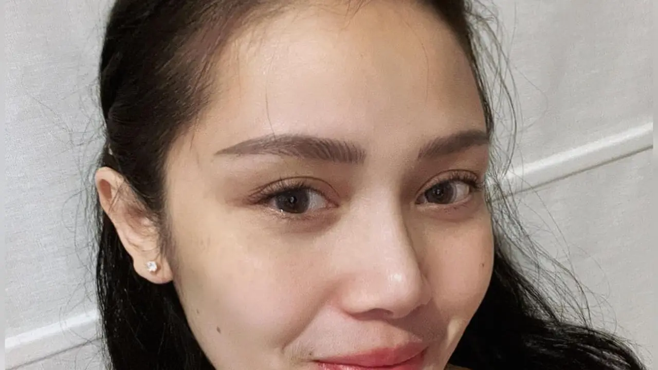 Mawar AFI (https://www.instagram.com/p/CaQ3aUulKm8/)