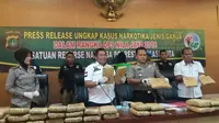 Polresta Bekasi mengamankan 59 ganja asal Aceh (Fernando Purba/Liputan6.com)