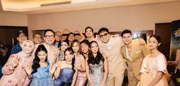 Gala Premier Film Ahlan Singapore bersama para cast. Dok. Md Entertainment