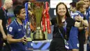 Madam Pang ternyata sudah memberi bonus pemanasan kepada Timnas Thailand. Kabarnya dia memberikan hadiah kepada pemain dan staff pelatih masing-masing Iphone 13 dan jam tangan Rolex setelah berhasil lolos dari fase Grup A. (AP/Suhaimi Abdullah)