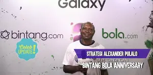 Strategi Alexander Pulalo untuk pertandingan di acara Samsung Galaxy Bintang Bola Anniversary. 