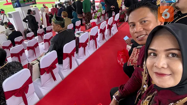 Presiden Joko Widodo kenakan baju adat Banjar