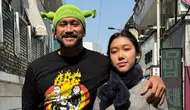 Tora Sudiro Bercanda Minta Dibuatkan Lagu, Kini Jenaka Punya Single Memendam Suka