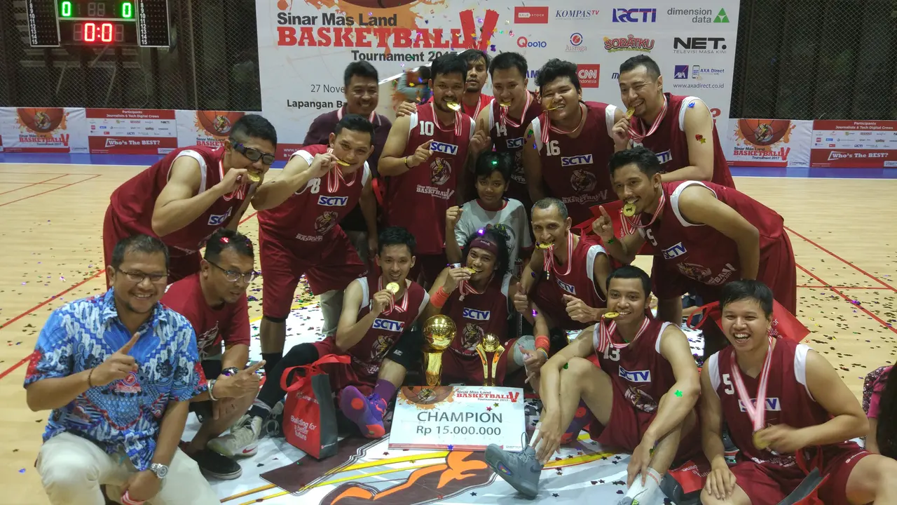 Tim basket EMTEK berhasil menjadi juara Sinar Mas Land Basketball Tournament (SMLBT) 2017